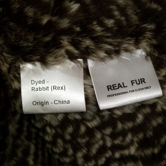 Poncho - Picture 2 of 2